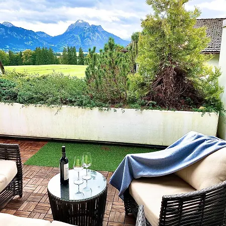 Terrasse Mit Schlossblick I Tiefgarage I Hund * フュッセン