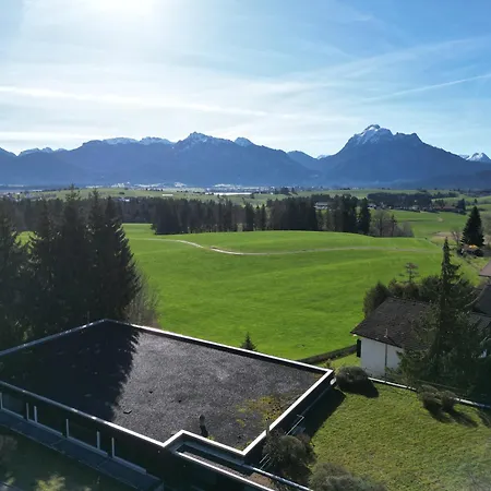 Terrasse Mit Schlossblick I Tiefgarage I Hund *
